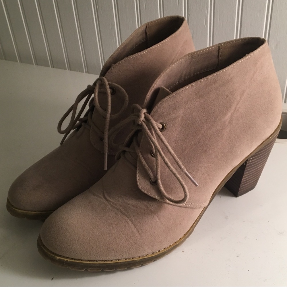 heeled ankle boots